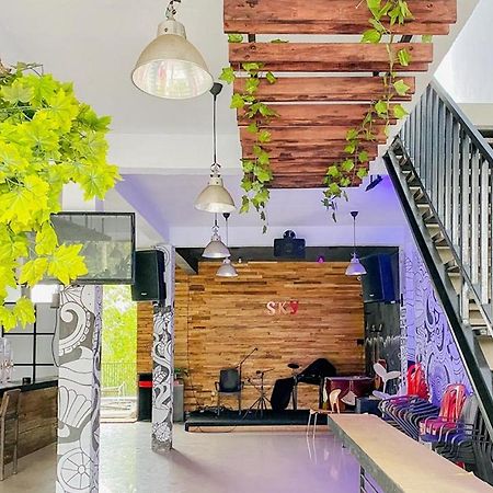 Sky Residence Tomohon Mitra Reddoorz Eksteriør billede